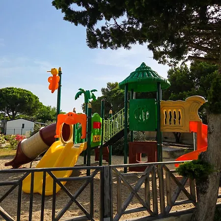 Cap Du Roc אתר קמפינג *